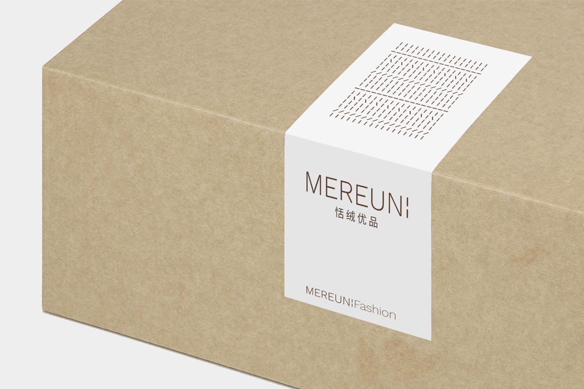 服裝包裝設計 服裝手提袋設計 服裝畫冊設計 衣服包裝盒設計.jpg